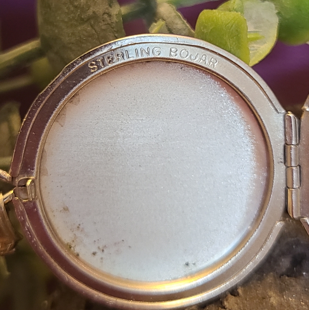 Large Sterling Silver Vintage BOJAR Etched Round Locket Pendant- Engraved - Picture 4 of 5